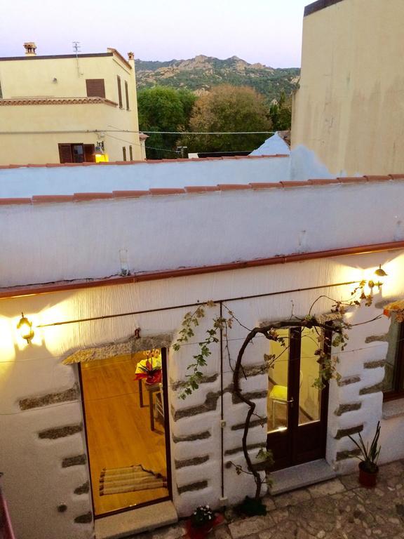 La Corte Di Grazia_Iun P2039/40 Nuoro Kültér fotó